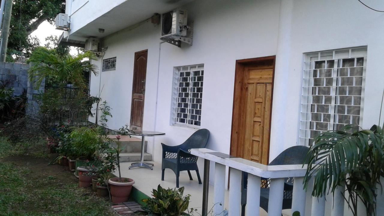 Corner Bay Apartments Beau Vallon,Mahe Victoria Esterno foto